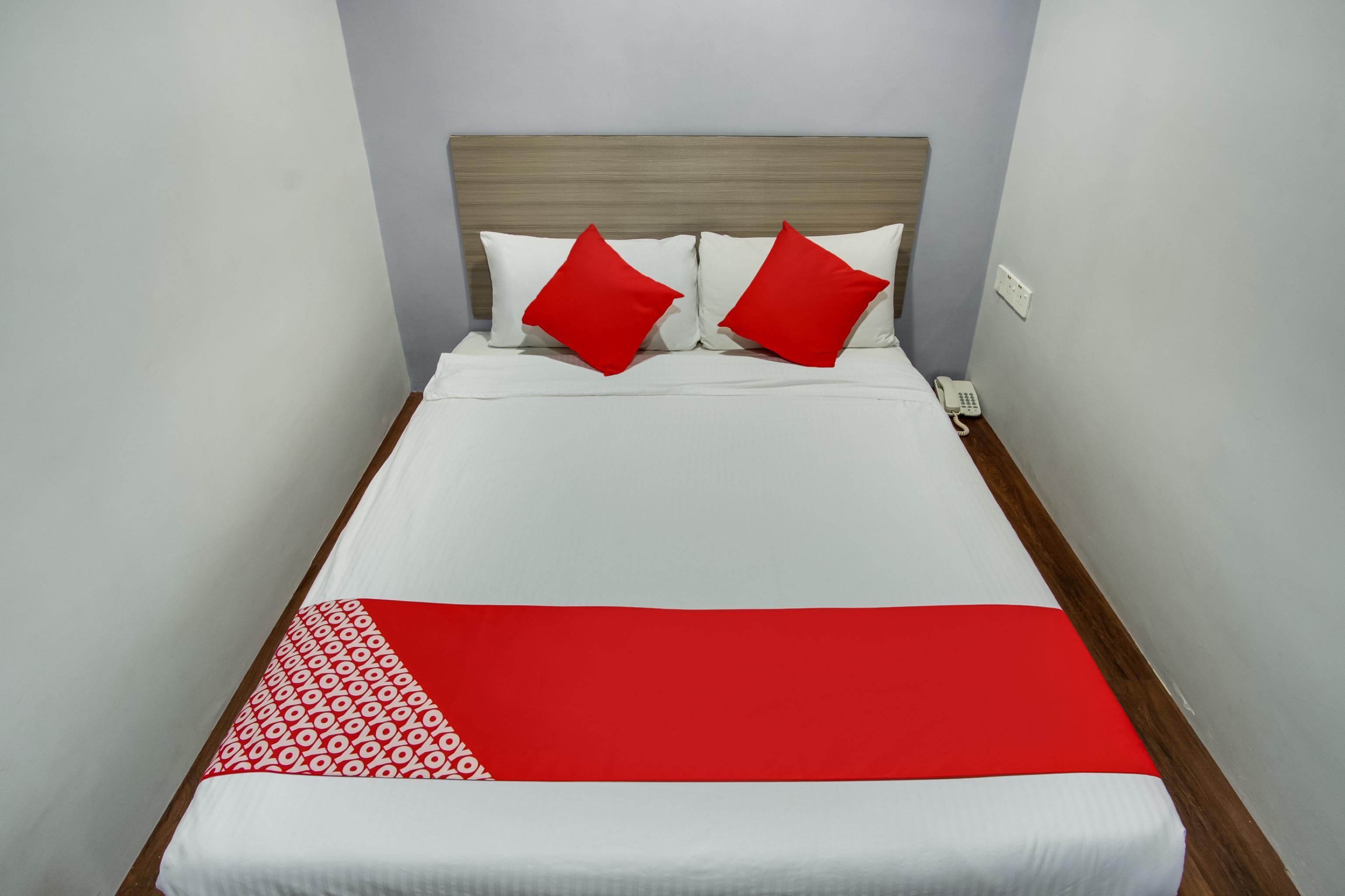 Oyo 89480 Dream House Hotel Skudai Eksteriør bilde