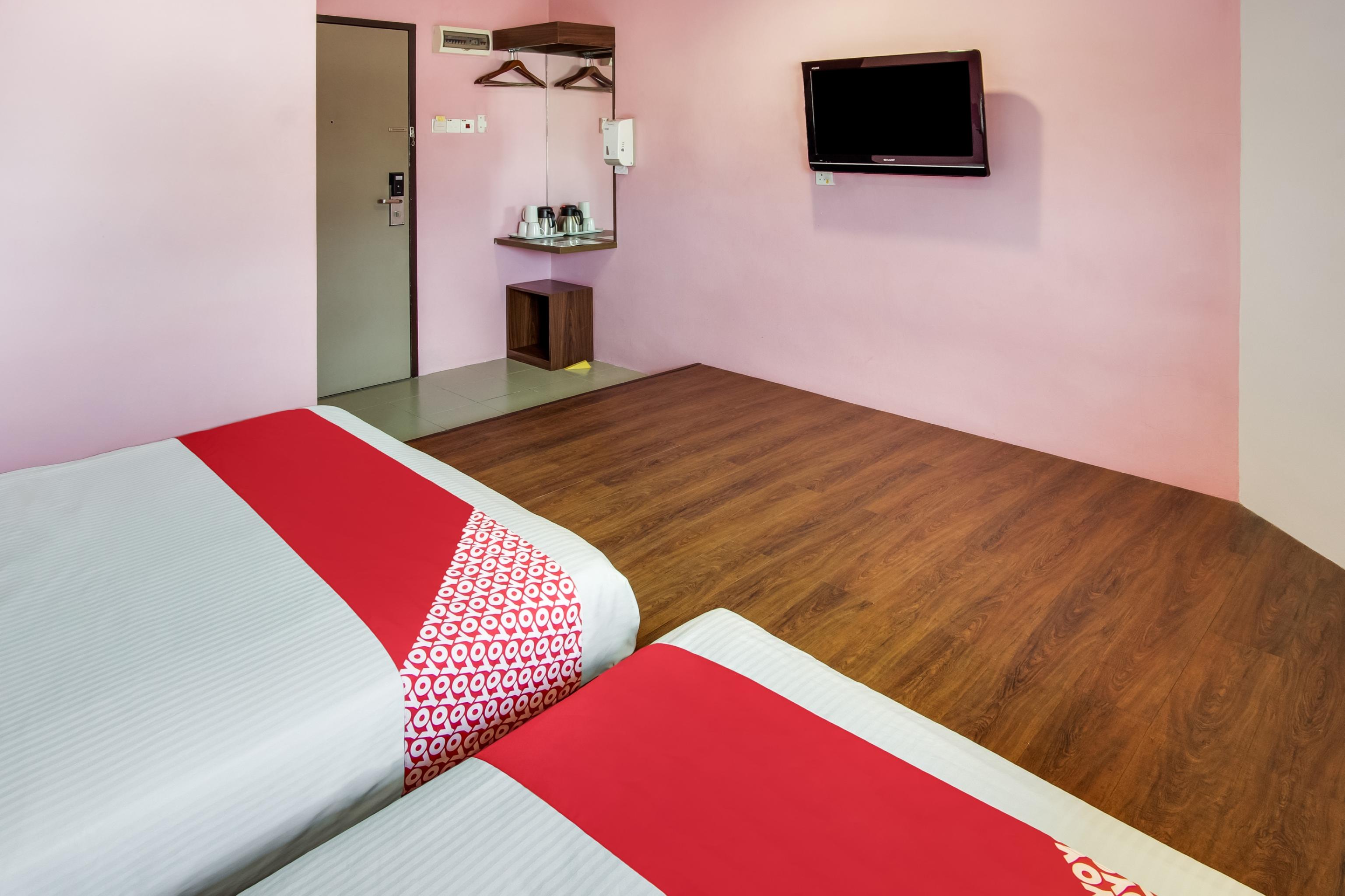Oyo 89480 Dream House Hotel Skudai Eksteriør bilde