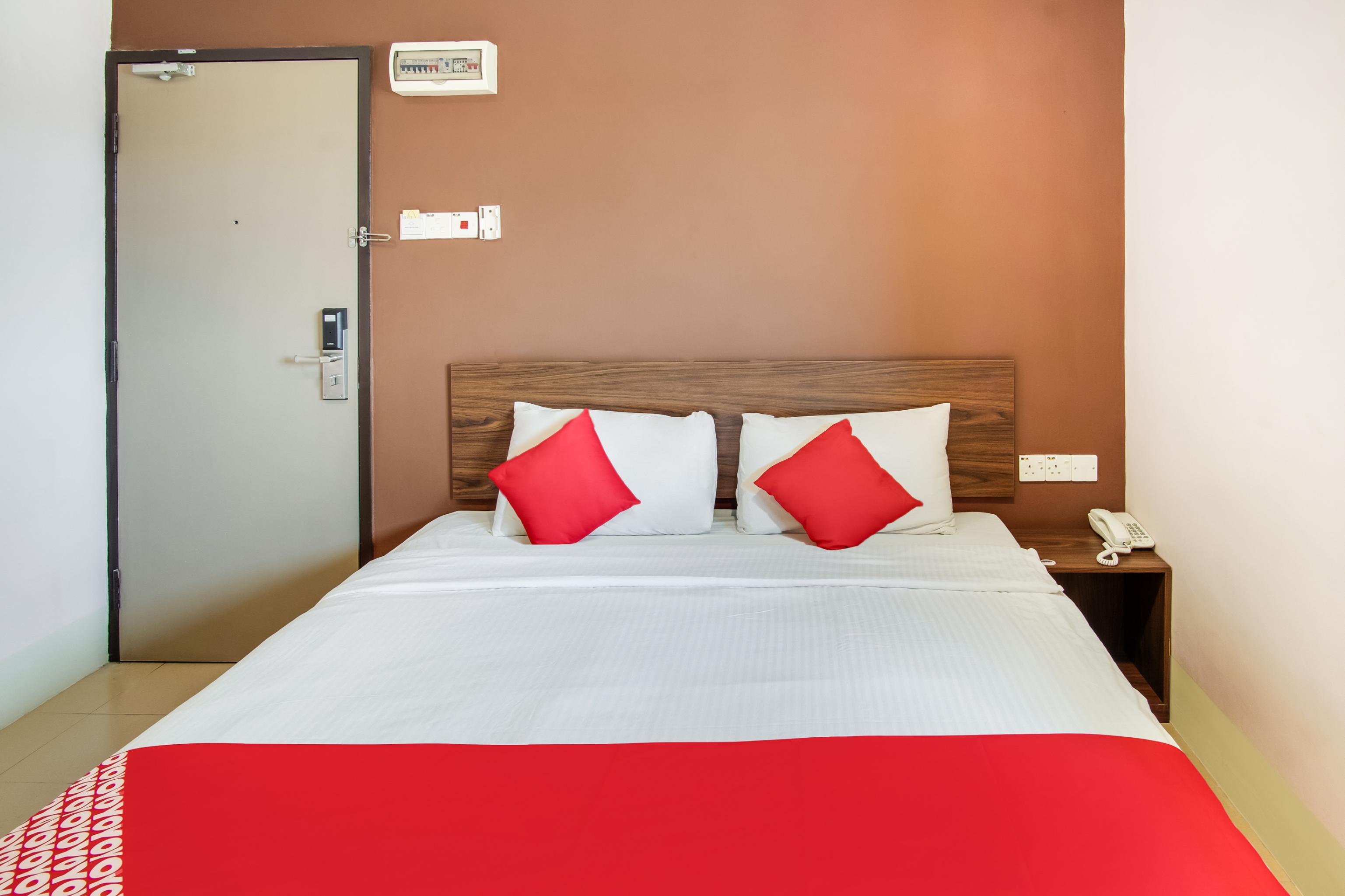 Oyo 89480 Dream House Hotel Skudai Eksteriør bilde