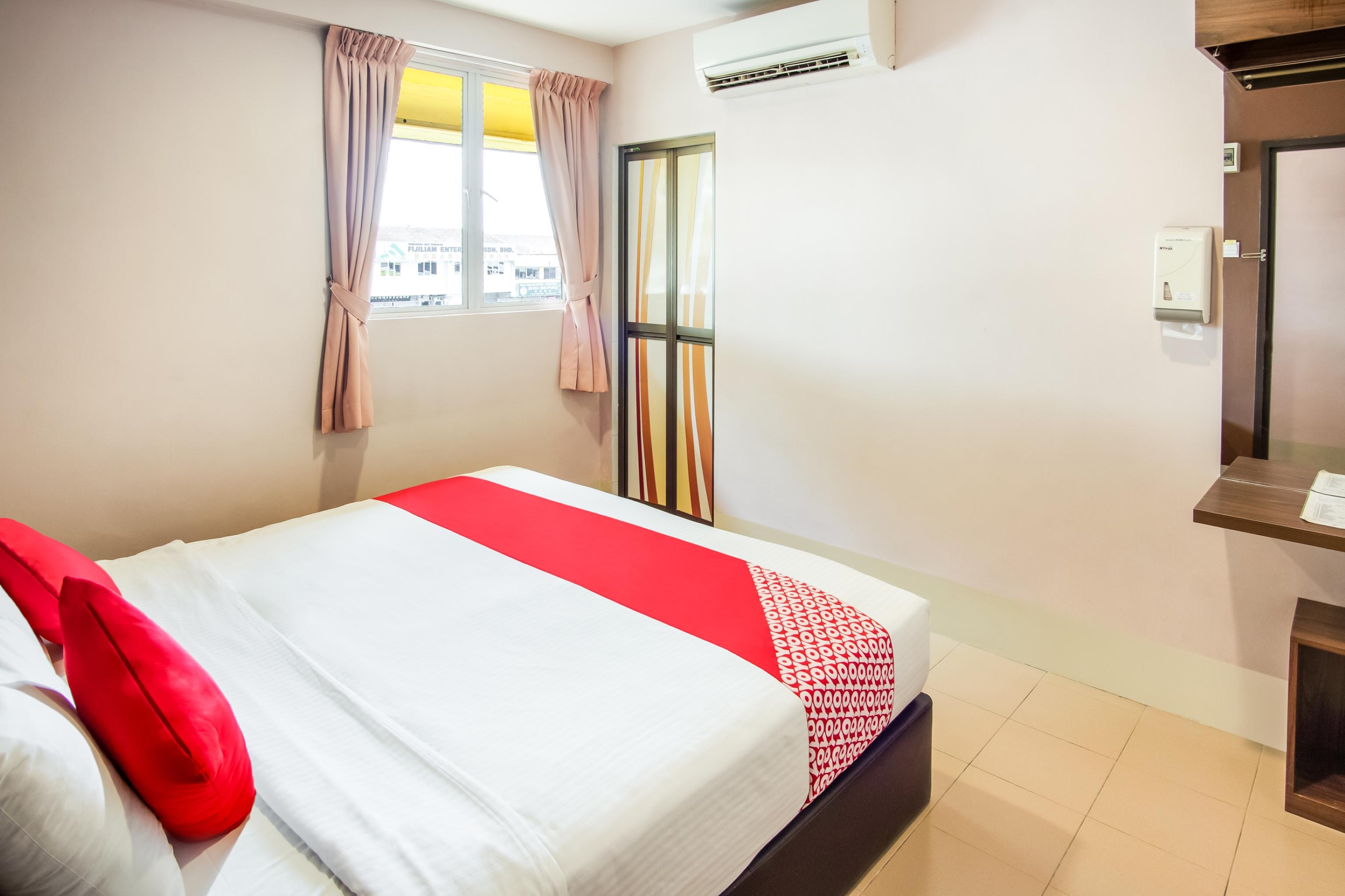 Oyo 89480 Dream House Hotel Skudai Eksteriør bilde