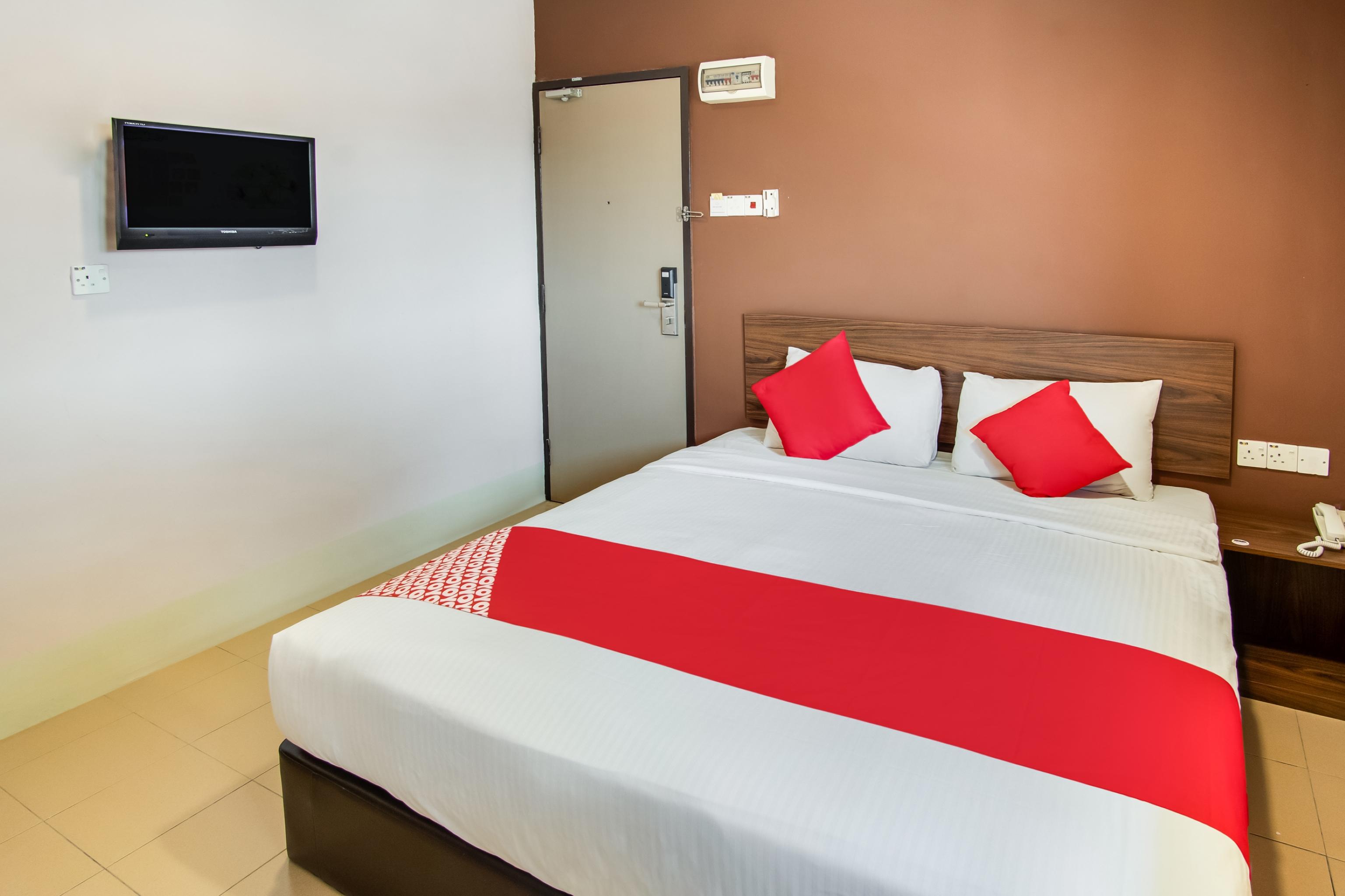 Oyo 89480 Dream House Hotel Skudai Eksteriør bilde