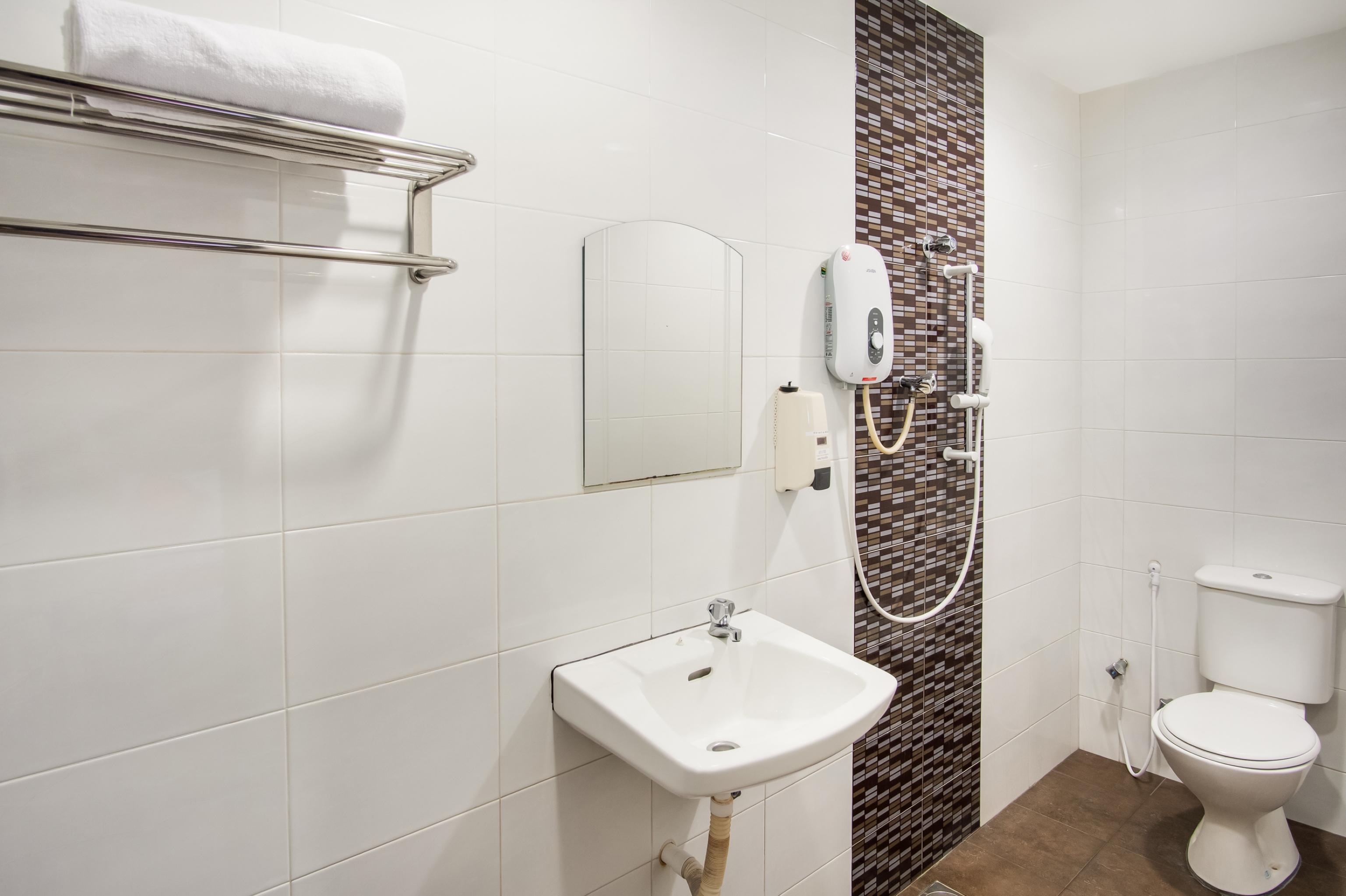 Oyo 89480 Dream House Hotel Skudai Eksteriør bilde