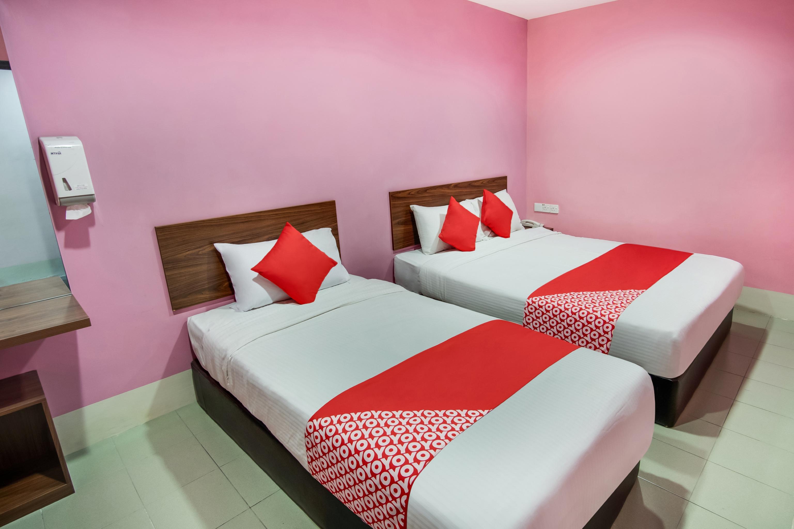 Oyo 89480 Dream House Hotel Skudai Eksteriør bilde