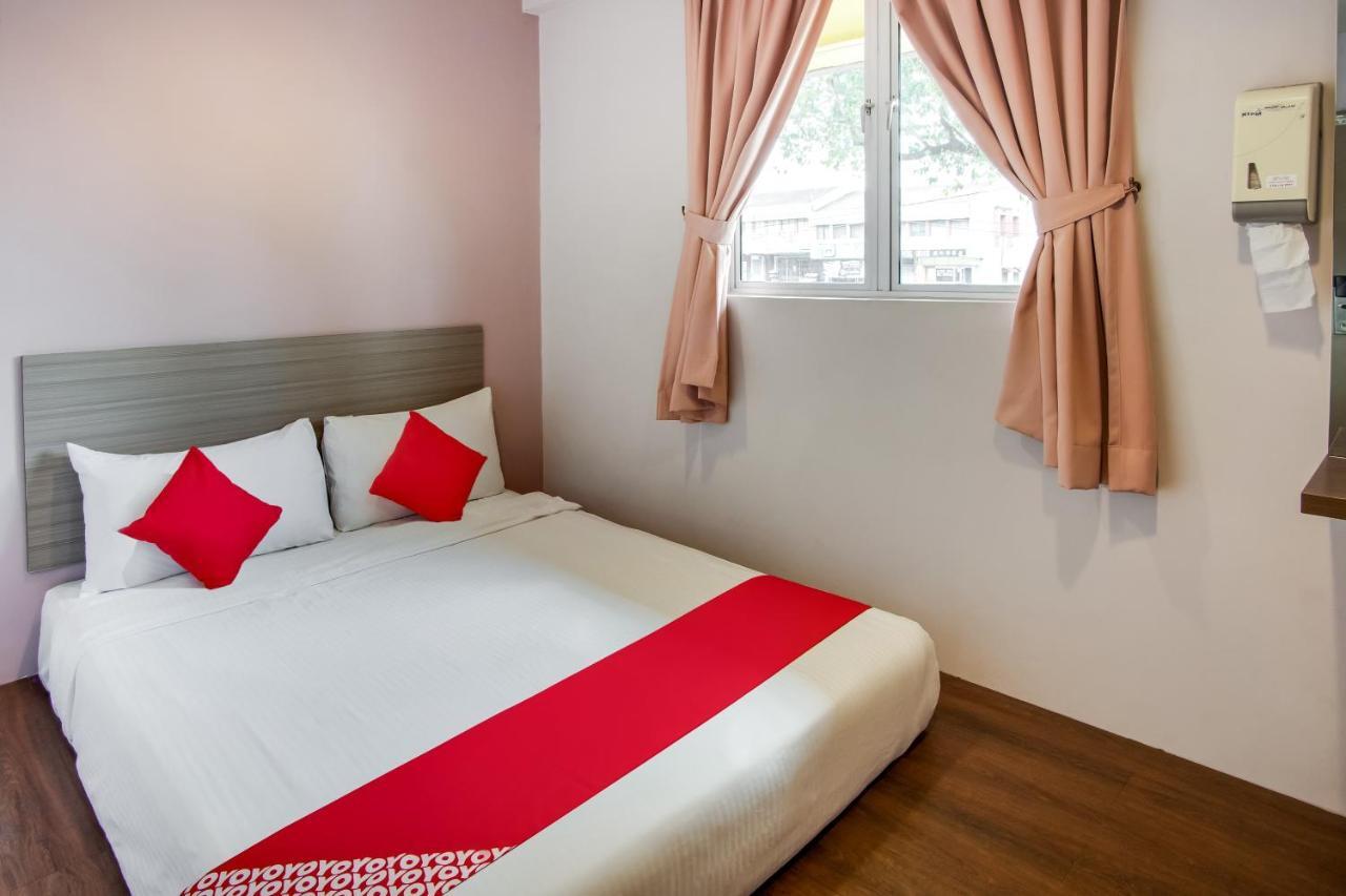Oyo 89480 Dream House Hotel Skudai Eksteriør bilde